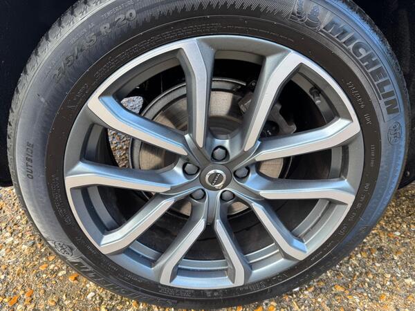 Volvo XC90 2.0 D5 PowerPulse Inscription Auto 4WD Euro 6 (s/s) 5dr