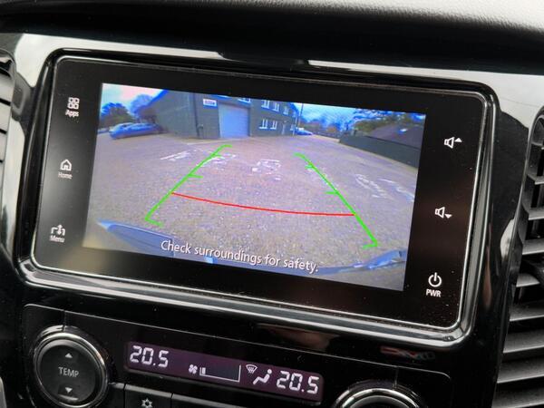 Mitsubishi L200 2.4 DI-D DC Warrior 4WD Euro 6 4dr