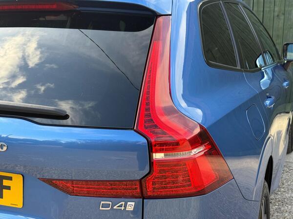 Volvo XC60 2.0 D4 R-Design Auto Euro 6 (s/s) 5dr