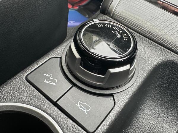 Mitsubishi L200 2.2 DI-D DC Barbarian Auto 4WD Euro 6 (s/s) 4dr