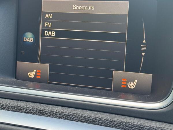 Volvo V40 Cross Country 1.5 T3 Pro Auto Euro 6 (s/s) 5dr