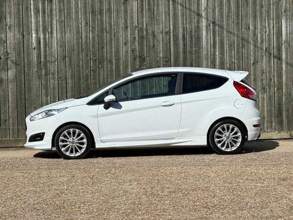 Ford Fiesta 1.0T EcoBoost Zetec S Euro 5 (s/s) 3dr