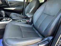 Nissan Navara 2.3 dCi Tekna Auto 4WD Euro 6 4dr at 34th