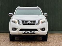Nissan Navara 2.3 dCi Tekna 4WD Euro 6 (s/s) 4dr at 14th