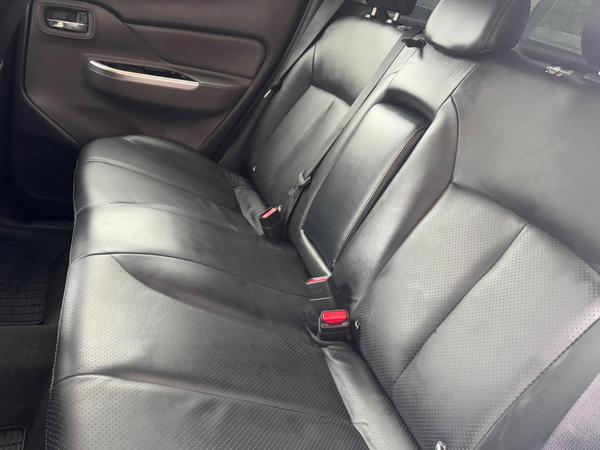 Mitsubishi L200 2.4 DI-D DC Warrior Auto 4WD Euro 6 4dr