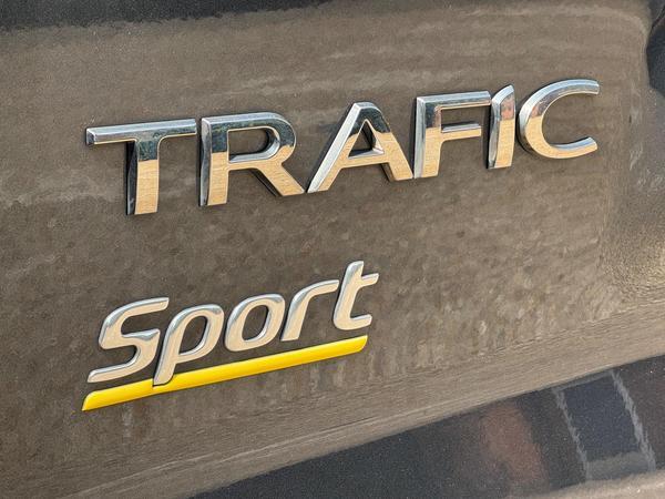 Renault Trafic 2.0 dCi ENERGY 28 Sport SWB Standard Roof Euro 6 (s/s) 5dr