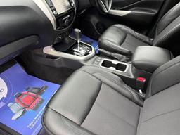 Nissan Navara 2.3 dCi N-Guard Auto 4WD Euro 6 4dr at 14th