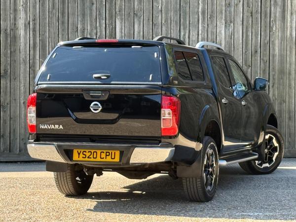Nissan Navara 2.3 dCi Tekna 4WD Euro 6 (s/s) 4dr