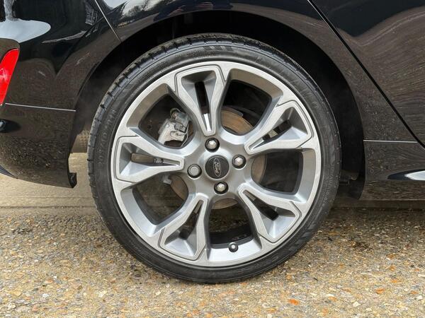 Ford Fiesta 1.0T EcoBoost ST-Line Euro 6 (s/s) 5dr