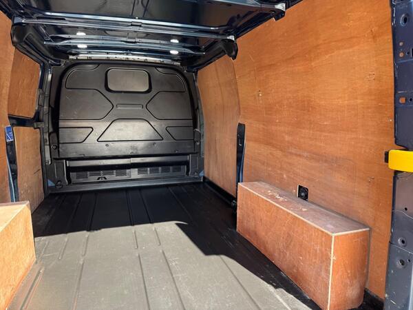 Ford Transit Custom 2.0 300 EcoBlue Limited L2 H1 Euro 6 (s/s) 5dr