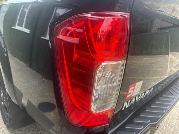Nissan Navara 2.3 dCi N-Guard 4WD Euro 6 (s/s) 4dr