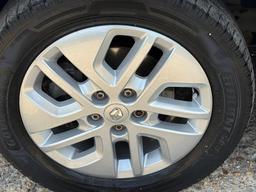 Renault Trafic 2.0 dCi ENERGY 28 Sport SWB Standard Roof Euro 6 (s/s) 5dr at 49th
