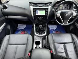 Nissan Navara 2.3 dCi Tekna 4WD Euro 6 (s/s) 4dr at 23th