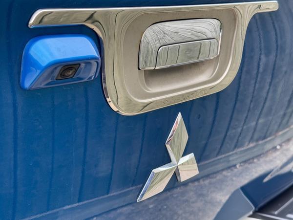 Mitsubishi L200 2.4 DI-D DC Barbarian 4WD Euro 6 4dr