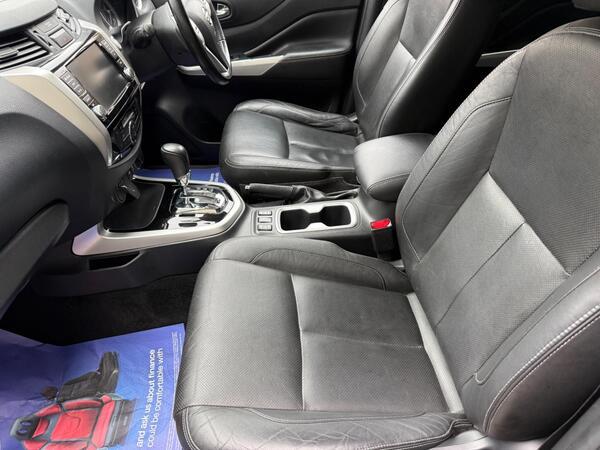 Nissan Navara 2.3 dCi Tekna Auto 4WD Euro 6 4dr