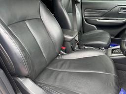 Mitsubishi L200 2.2 DI-D DC Barbarian Auto 4WD Euro 6 (s/s) 4dr at 36th