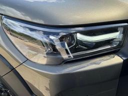 Toyota Hilux 2.8 D-4D Invincible X Auto 4WD Euro 6 (s/s) 4dr at 47th