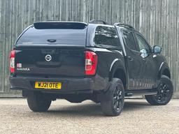 Nissan Navara 2.3 dCi N-Guard 4WD Euro 6 (s/s) 4dr at 3th