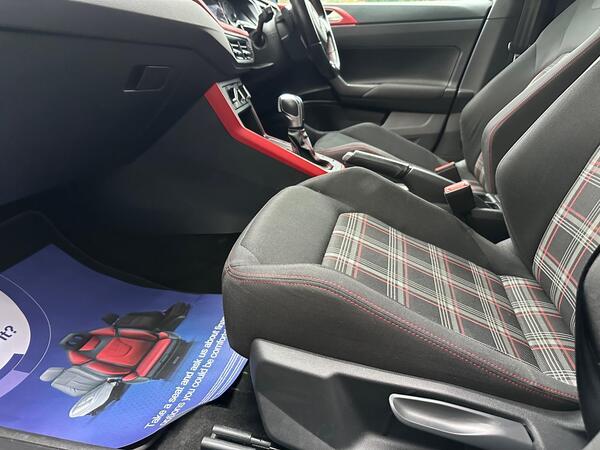 Volkswagen Polo 2.0 TSI GTI DSG Euro 6 (s/s) 5dr