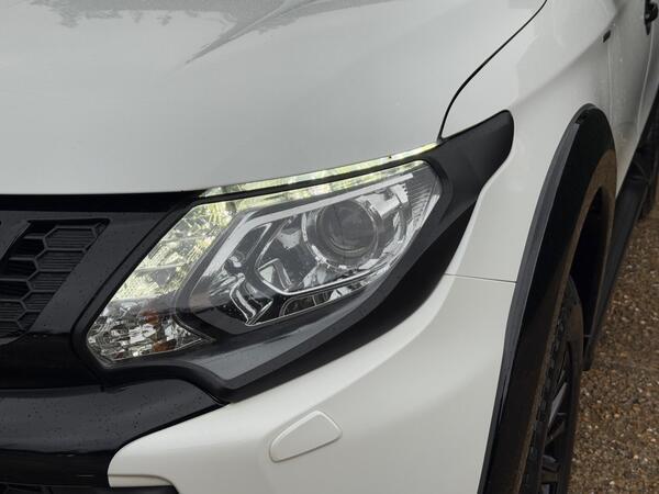 Mitsubishi L200 2.4 DI-D DC Challenger Auto 4WD Euro 6 4dr