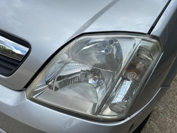 Vauxhall Meriva 1.6i 16v Club 5dr