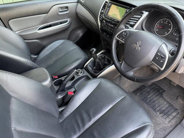 Mitsubishi L200 2.4 DI-D DC Warrior 4WD Euro 6 4dr