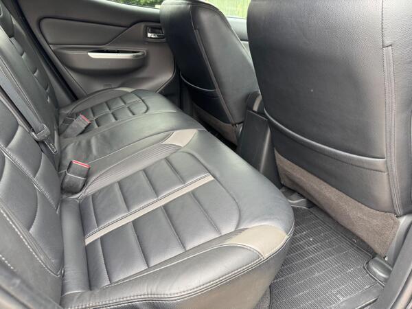 Mitsubishi L200 2.4 DI-D DC Barbarian Auto 4WD Euro 6 4dr