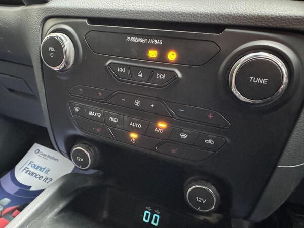 Ford Ranger 3.2 TDCi Wildtrak Auto 4WD Euro 5 4dr