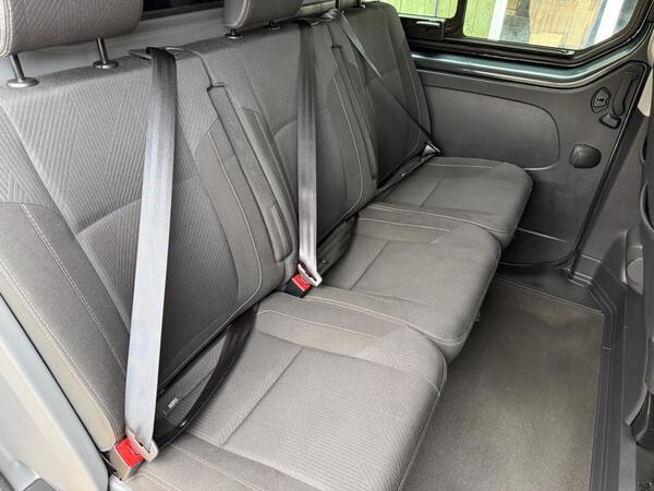 Renault Trafic 2.0 dCi ENERGY 30 Sport Crew Van EDC LWB Euro 6 (s/s) 6dr