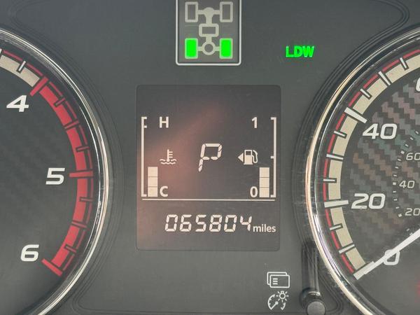 Mitsubishi L200 2.4 DI-D DC Barbarian Black Auto 4WD Euro 6 4dr (Roll Top)