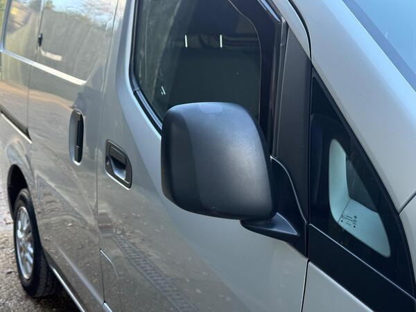 Nissan NV200 1.5 dCi Tekna SWB Euro 6 6dr