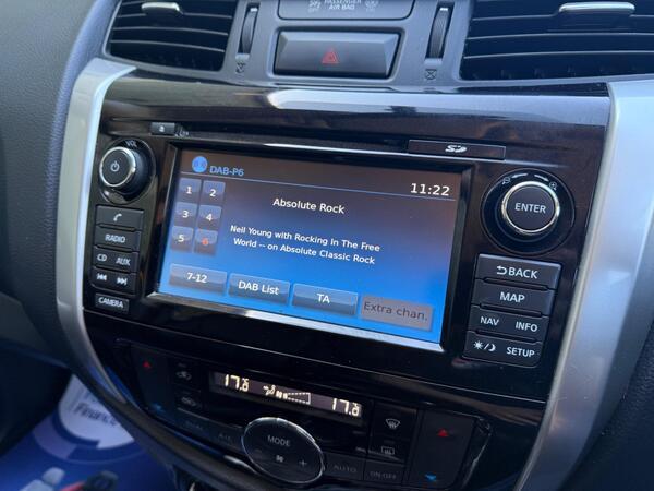 Nissan Navara 2.3 dCi Tekna Auto 4WD Euro 6 4dr