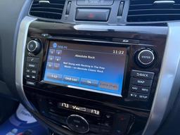 Nissan Navara 2.3 dCi Tekna Auto 4WD Euro 6 4dr at 14th