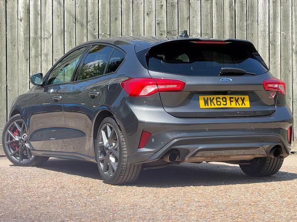 Ford Focus 2.3T EcoBoost ST Euro 6 (s/s) 5dr