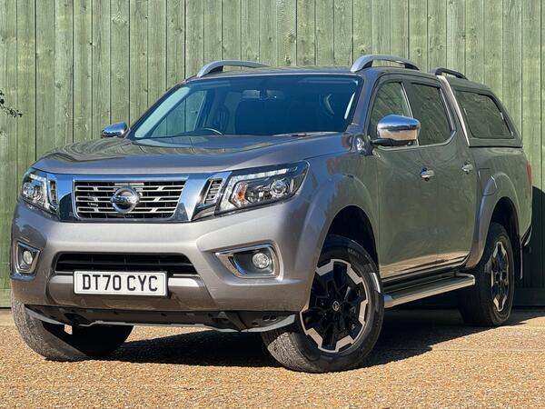 Nissan Navara 2.3 dCi Tekna 4WD Euro 6 (s/s) 4dr