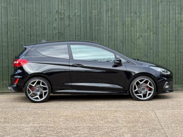 Ford Fiesta 1.5T EcoBoost ST-3 Euro 6 (s/s) 3dr