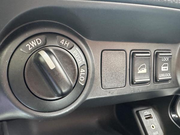 Nissan Navara 2.3 dCi Tekna Auto 4WD Euro 6 4dr