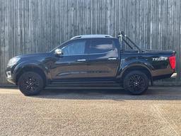 Nissan Navara 2.3 dCi Trek -1 4WD Euro 6 (s/s) 4dr at 9th