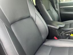 Toyota Hilux 2.8 D-4D Invincible X 4WD Euro 6 (s/s) 4dr at 7th