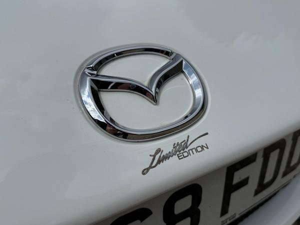 Mazda MX-5 RF 2.0 SKYACTIV-G SE-L Nav Euro 6 2dr