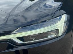 Volvo XC60 2.0 T5 R-Design Auto AWD Euro 6 (s/s) 5dr at 39th