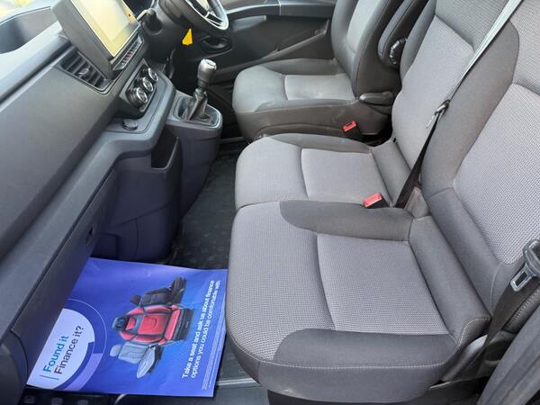 Renault Trafic 2.0 dCi Blue SL28 Business+ L1 H1 Euro 6 (s/s) 5dr