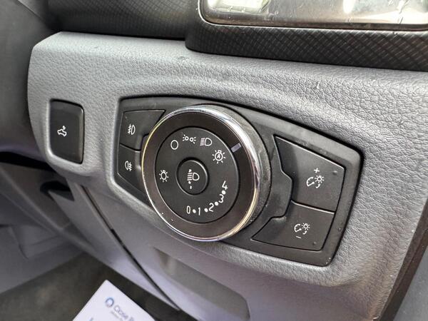 Ford Ranger 3.2 TDCi Wildtrak Auto 4WD Euro 5 4dr