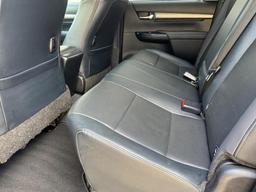 Toyota Hilux 2.8 D-4D Invincible X Auto 4WD Euro 6 (s/s) 4dr at 38th