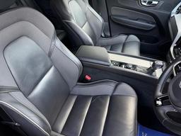 Volvo XC60 2.0 D4 R-Design Auto Euro 6 (s/s) 5dr at 32th
