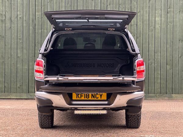 Mitsubishi L200 2.4 DI-D DC Barbarian Auto 4WD Euro 6 4dr