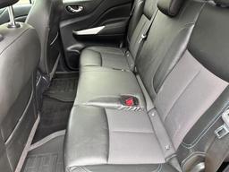 Nissan Navara 2.3 dCi N-Guard Auto 4WD Euro 6 4dr at 26th