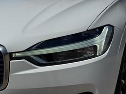 Volvo XC60 2.0 D4 R-Design AWD Euro 6 (s/s) 5dr at 36th