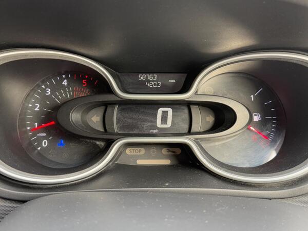 Renault Trafic 2.0 dCi ENERGY 28 Sport SWB Standard Roof Euro 6 (s/s) 5dr