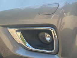 Nissan Navara 2.3 dCi Tekna Auto 4WD Euro 6 4dr at 51th